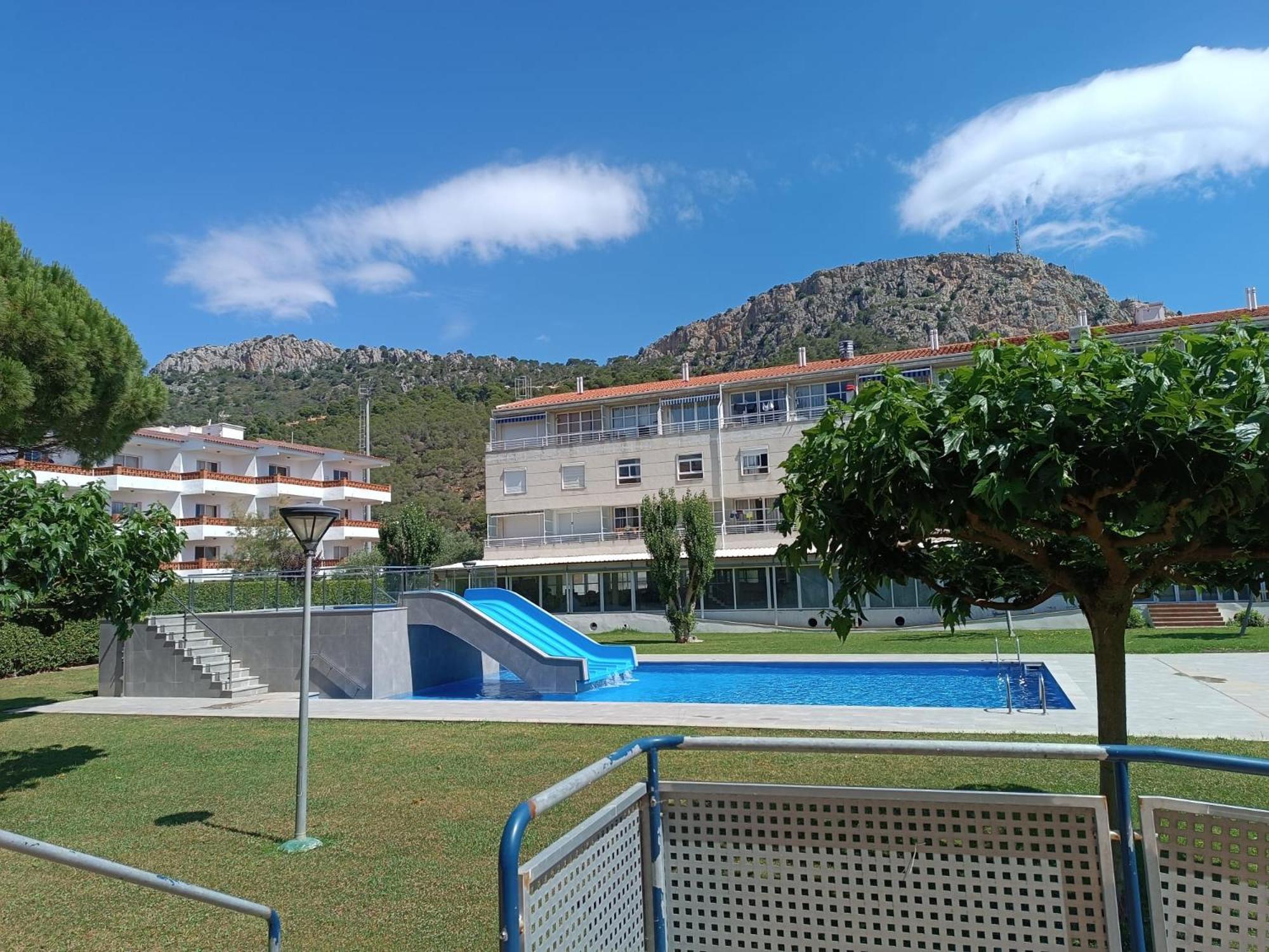 Blaupark Vacacional Con Piscina Y Terraza En Apartamento