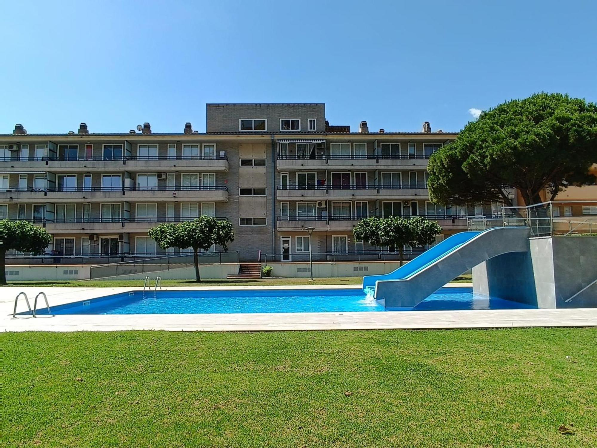 Apartamento Blaupark Vacacional Con Piscina Y Terraza En *
