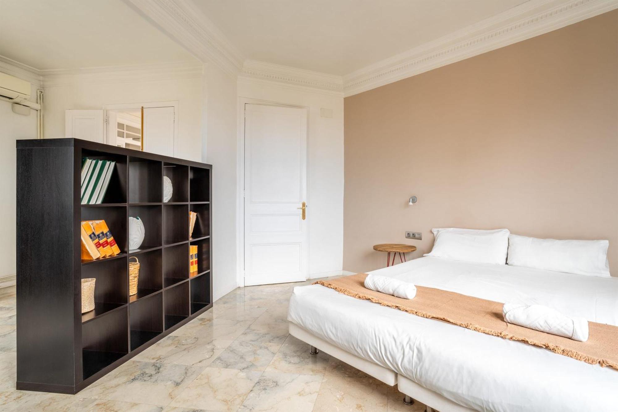 Apartment Placa Catalunya Luminous And Exclusive 5bd Penthouse Barcelona
