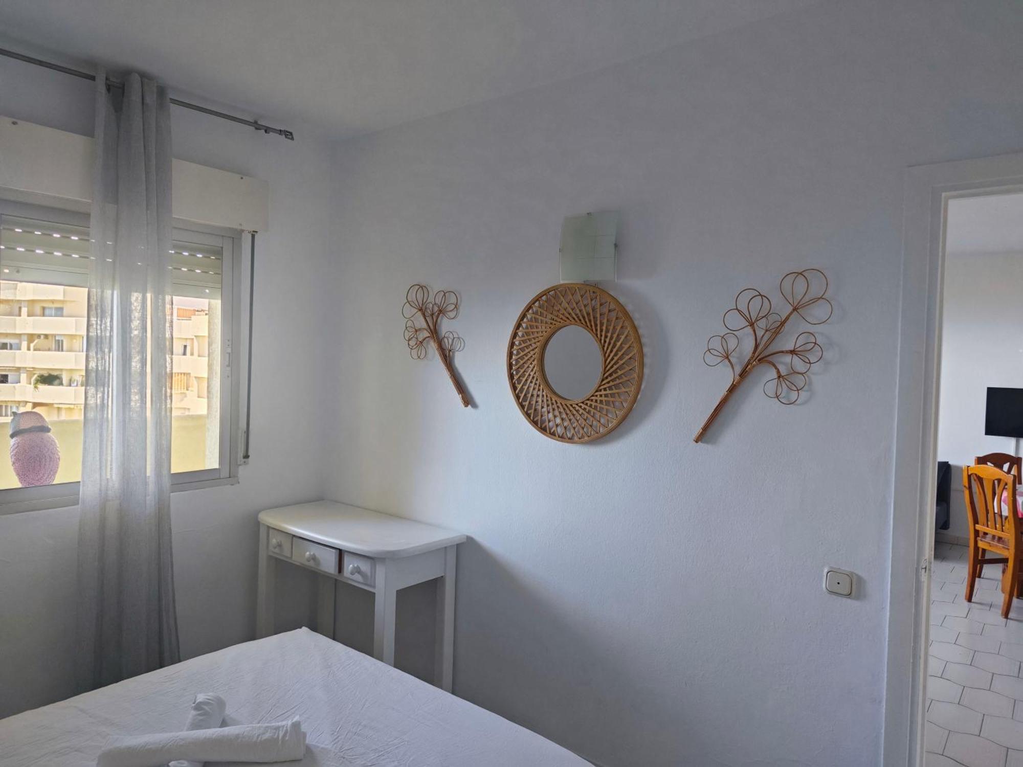 Apartment El Estudio De La Playa Benalbeach Vistas Al Mar *