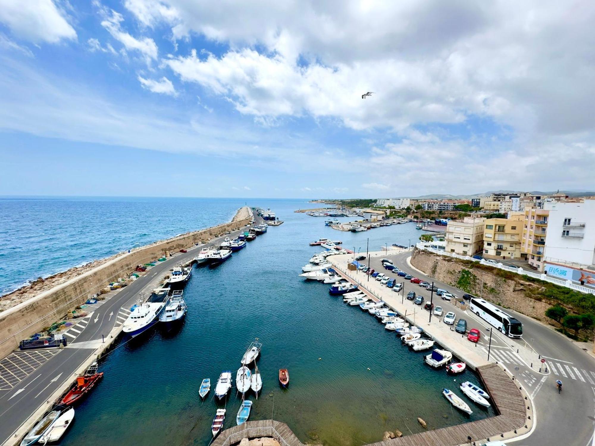 Charming Sea Front 3 Bedroom - Incredible Views! *