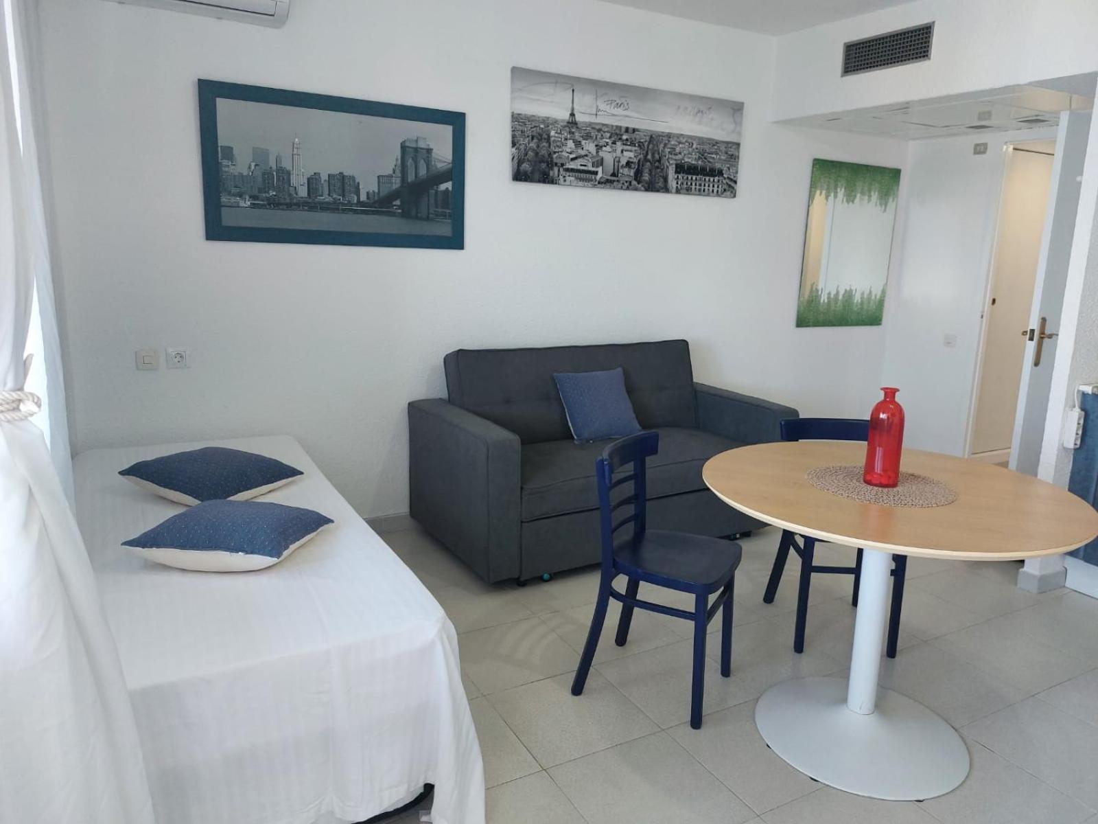 Estudios 331 Y 332 Flamesol Apartment *