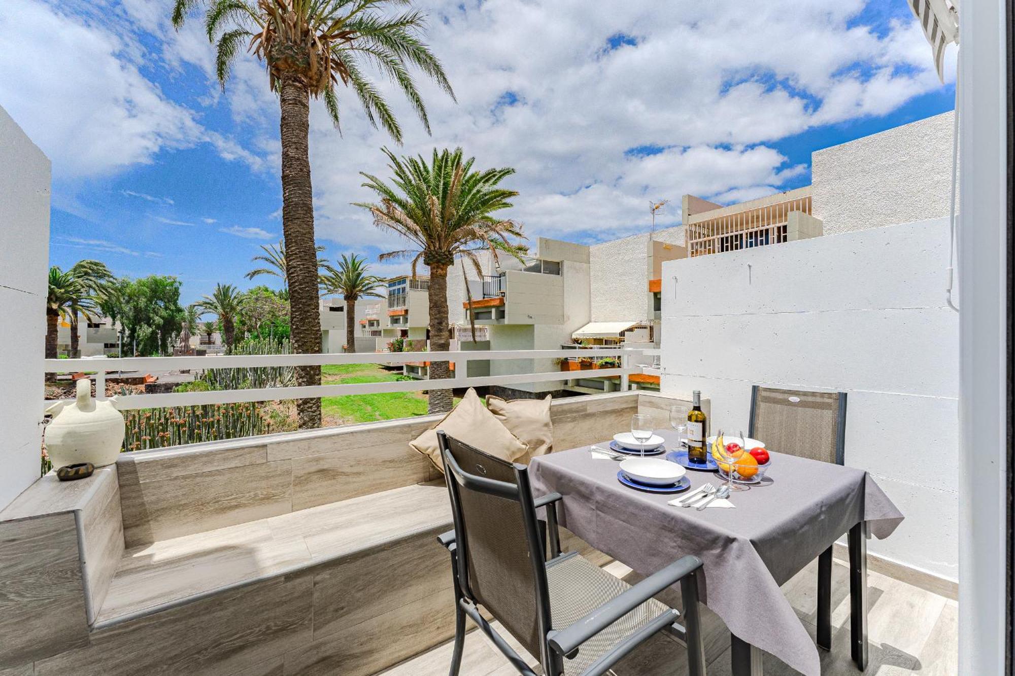 Apartamento Primavera Tranquil Retreat 2-bedroom With Balcony, Garden View & Fiber Wifi Arona (Tenerife)