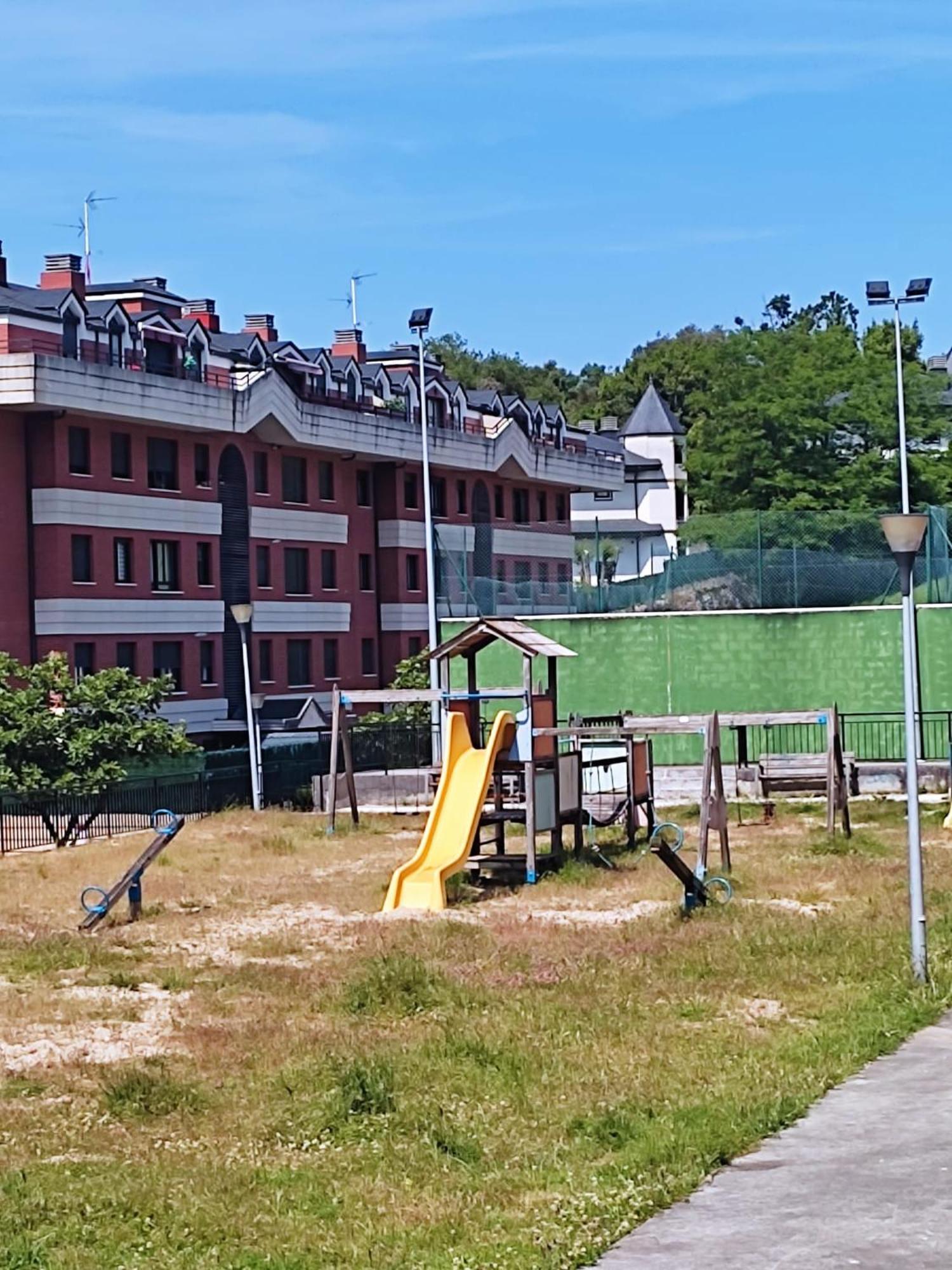 Velamayor Garaje Y Piscinas *