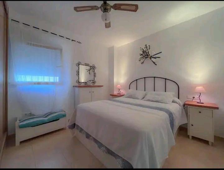 Apartamento Primera Linea De Playa Almerimar