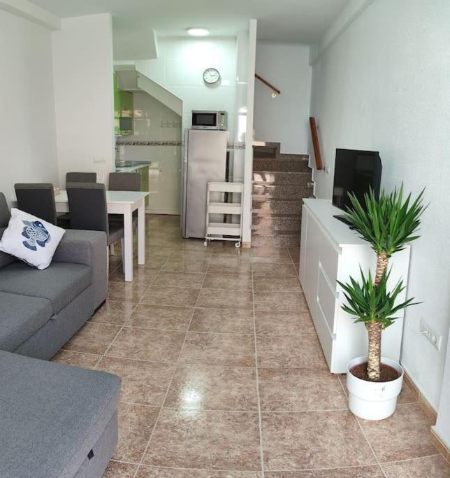 Agatha Cabogata - Summer Vibes Apartment *
