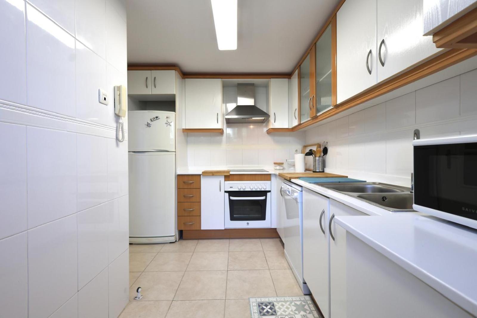 Premium En Planta Baja Junto Al Y Playa Del Arenal *