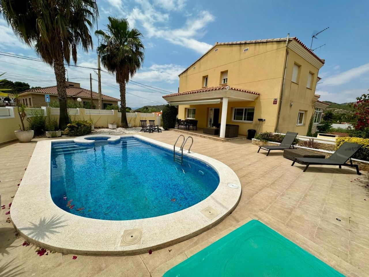 Rentalholidays Ref 028 * Borriol