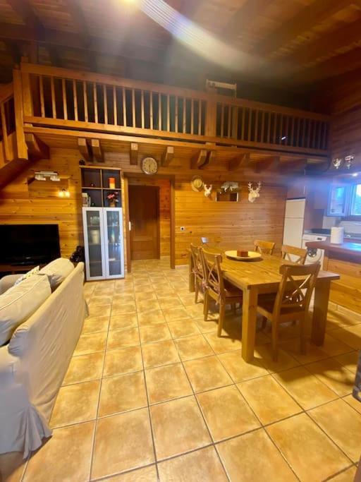 Casa De Madera Con Piscina En Cambrils Сasa de vacaciones Tarragona