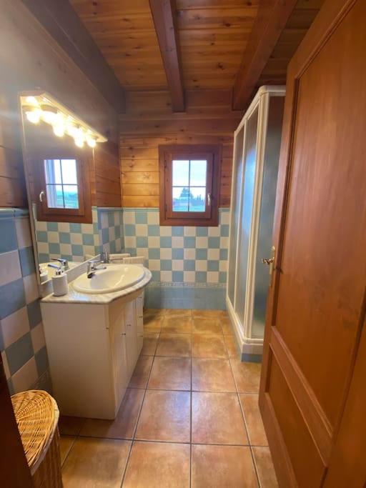 Casa De Madera Con Piscina En Cambrils Сasa de vacaciones