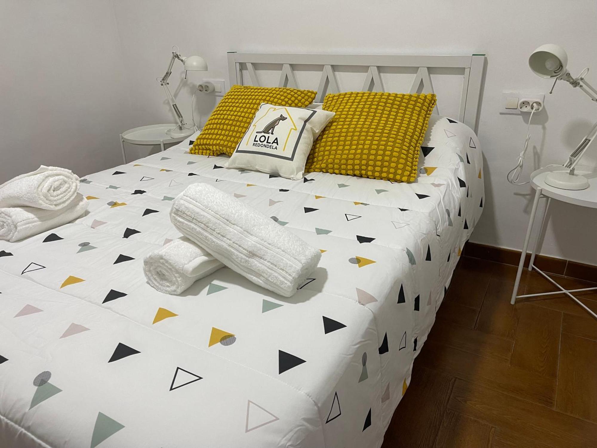 Apartment Lolaredondela *
