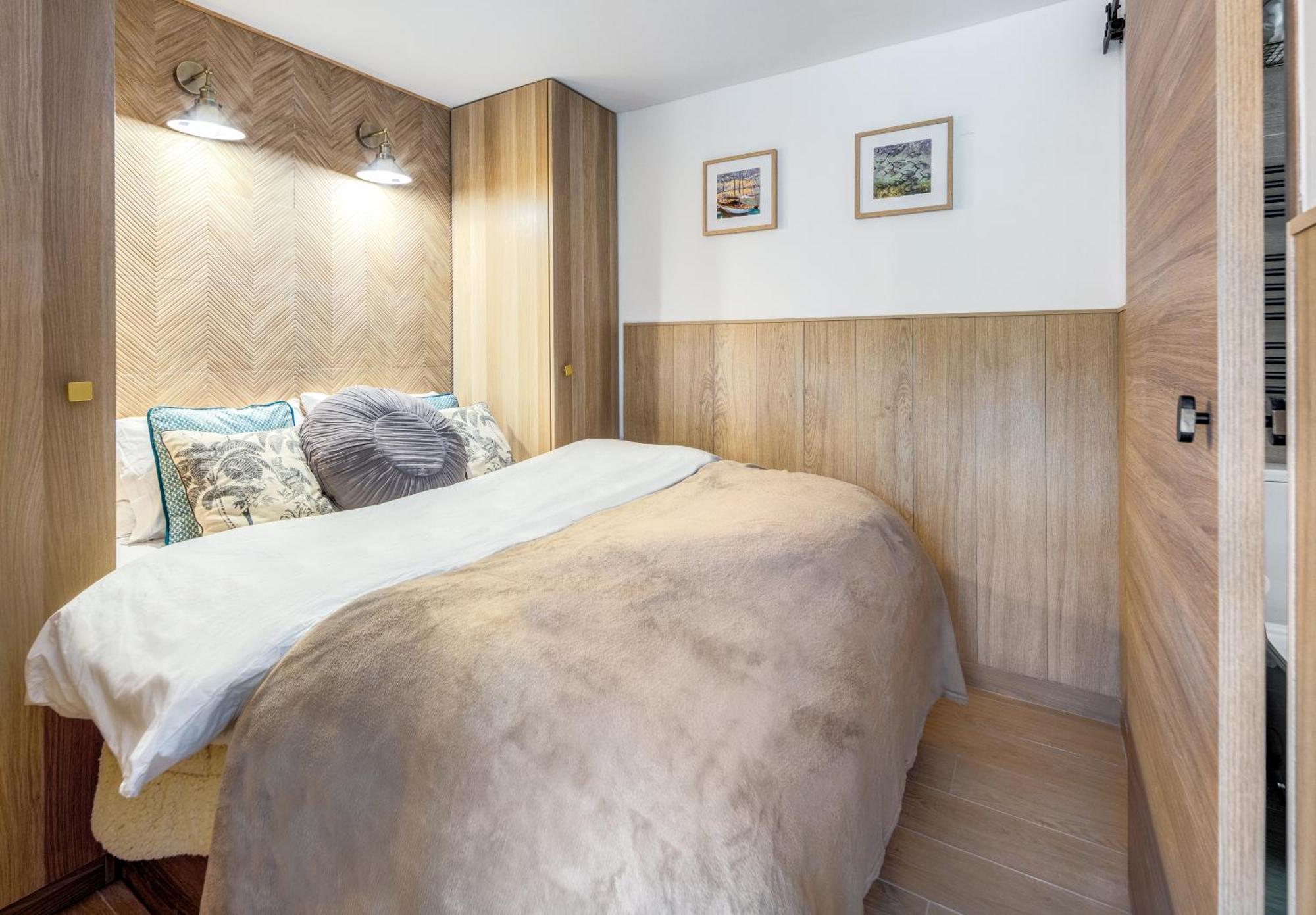 The Mini Apartamento