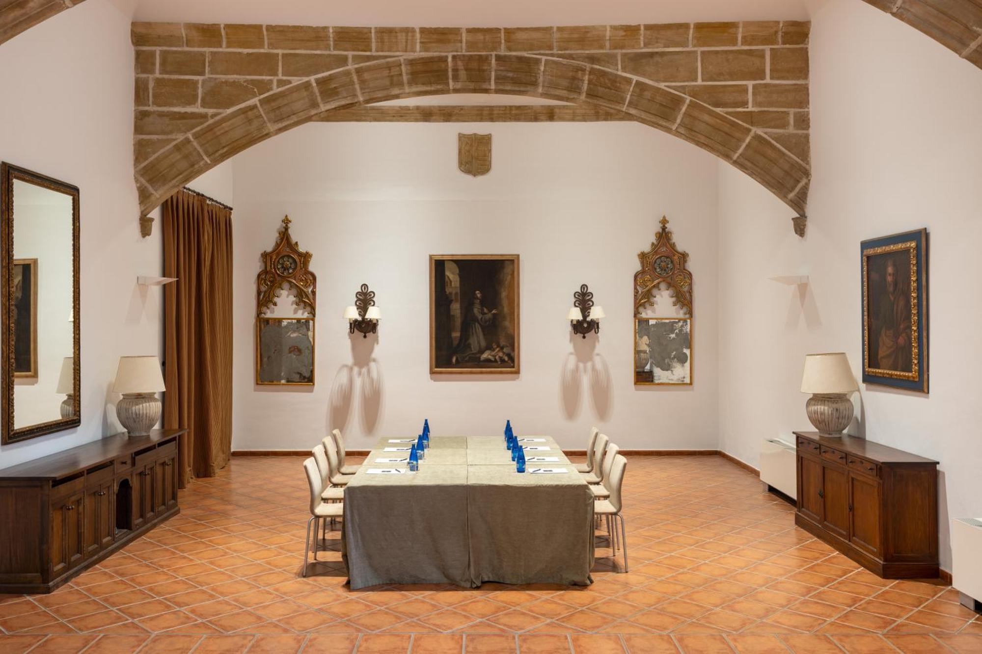 Hotel De Sto. Domingo Bernardo De Fresneda 3*