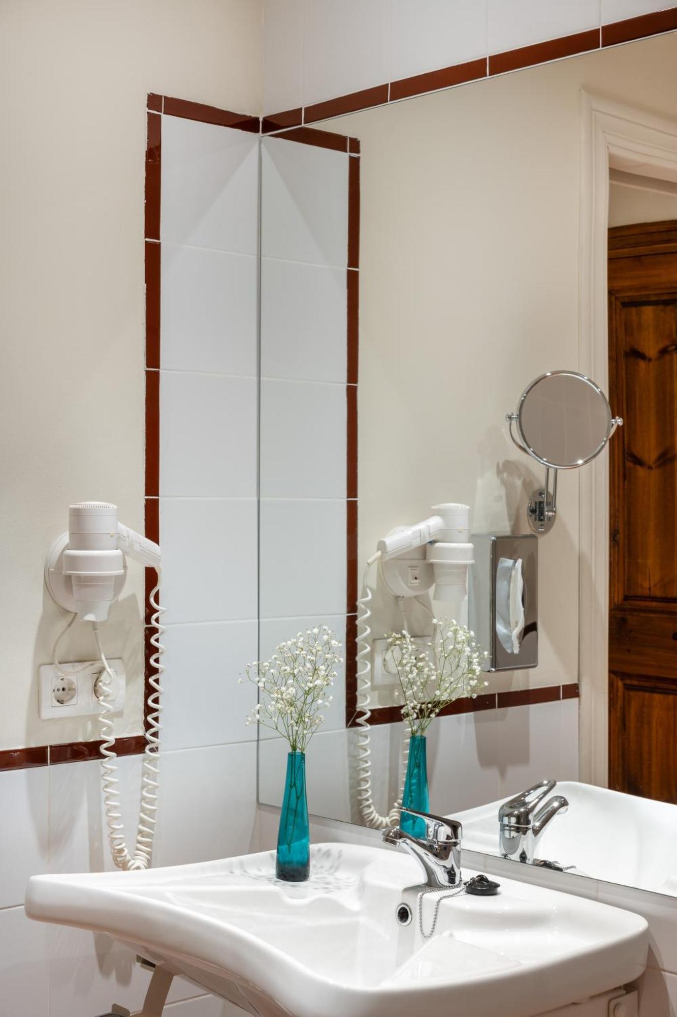 Hotel De Sto. Domingo Bernardo De Fresneda 3*