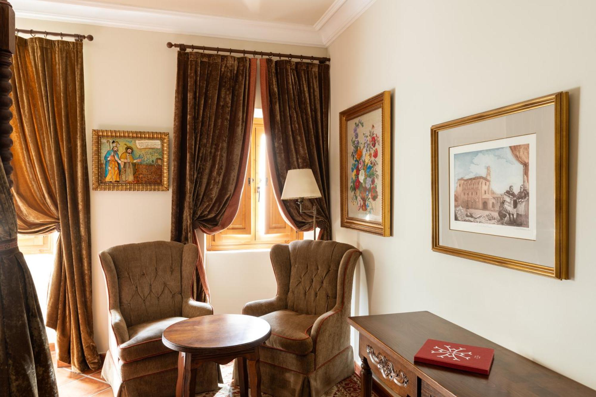 Hotel De Sto. Domingo Bernardo De Fresneda