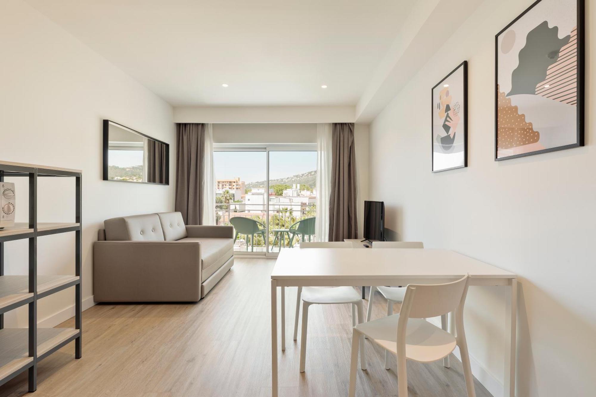 Xic Aparthotel