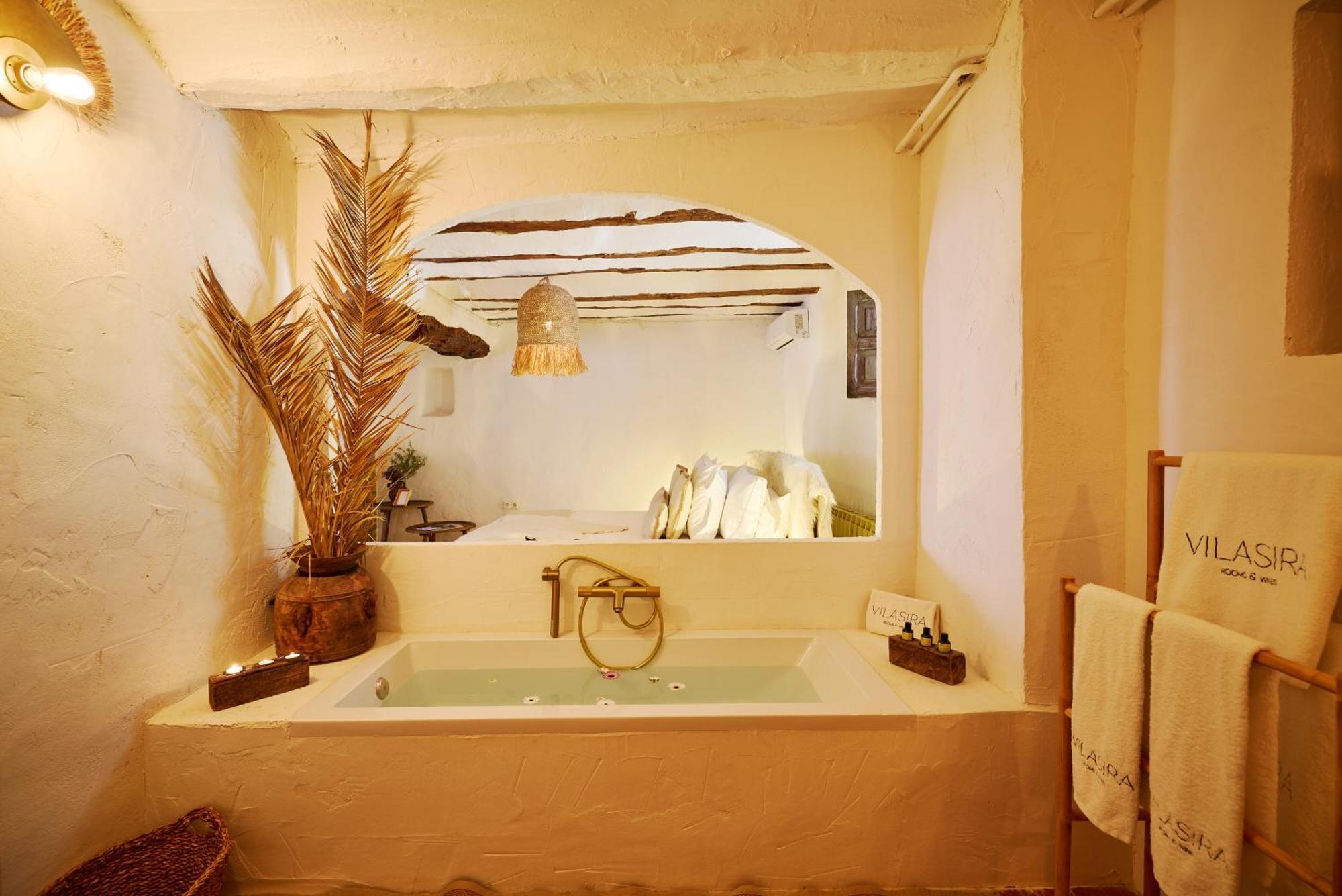 Vilasira Farm stay *