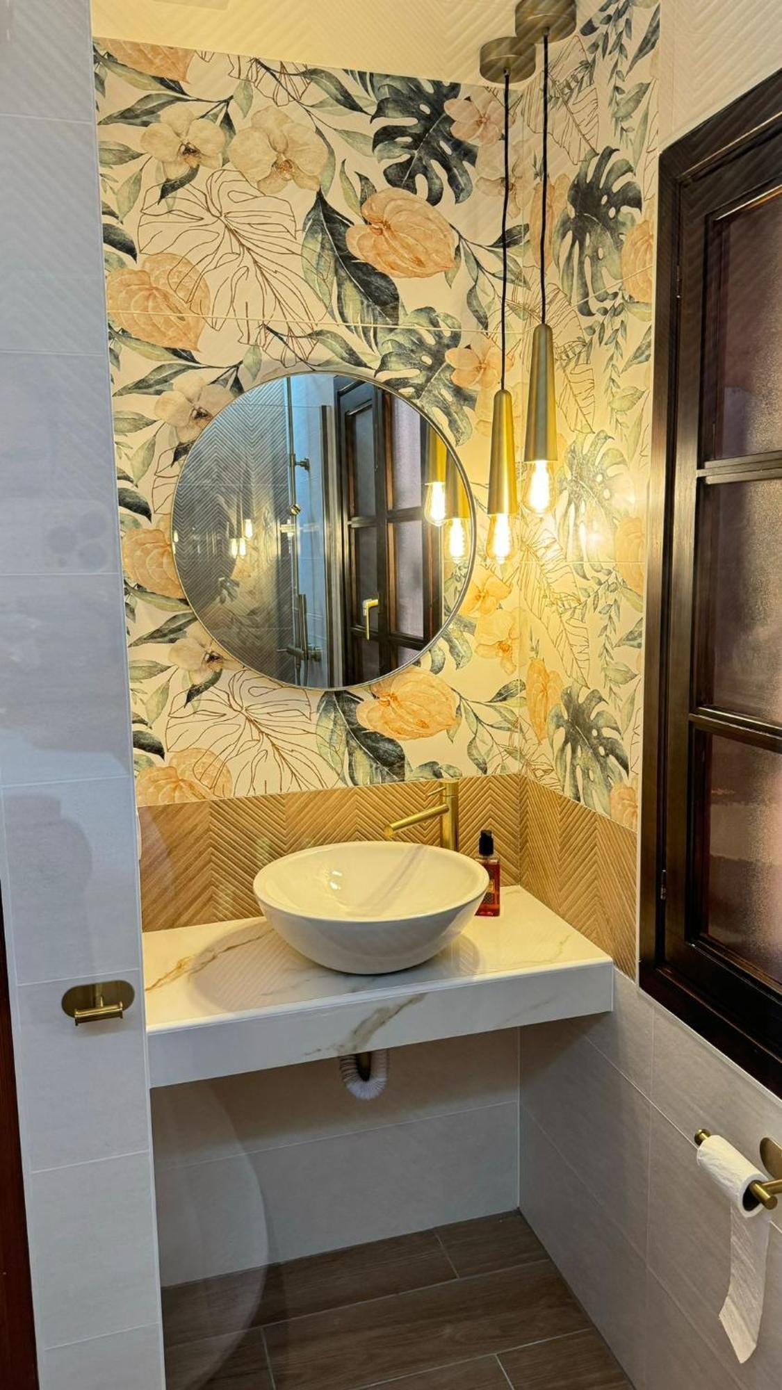 Stylish Design With Ocean, Pool View, King Size Bed, Wifi, Smart Tv, Free Parking 2 Pools Access Apartamento