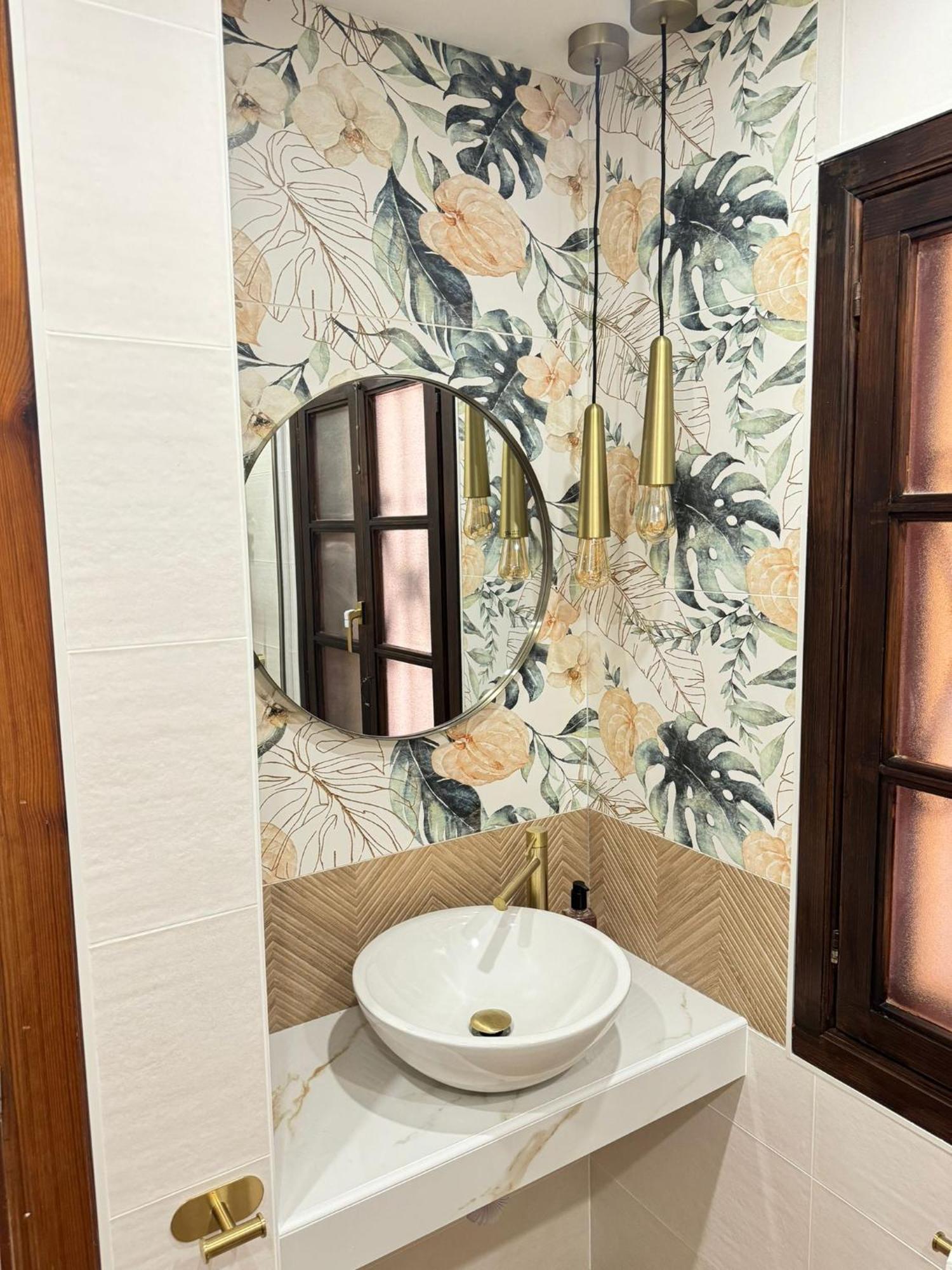 Stylish Design With Ocean, Pool View, King Size Bed, Wifi, Smart Tv, Free Parking 2 Pools Access Costa Adeje (Tenerife)