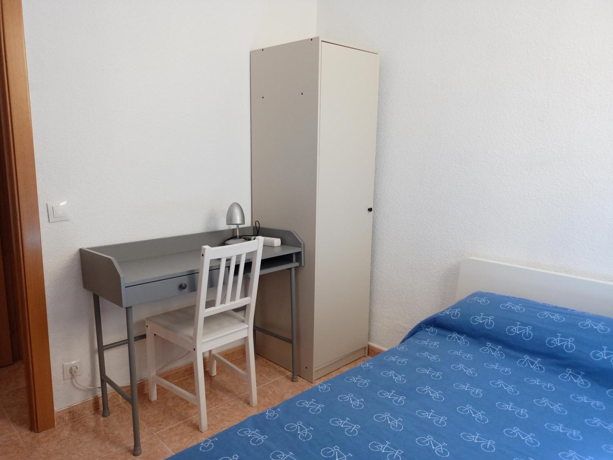 Apartamento Piso de 2 dormitorios Madrid Centro Gran Vía - Plaza de España, el salón y 2 dormitorios tienen aire Madrid