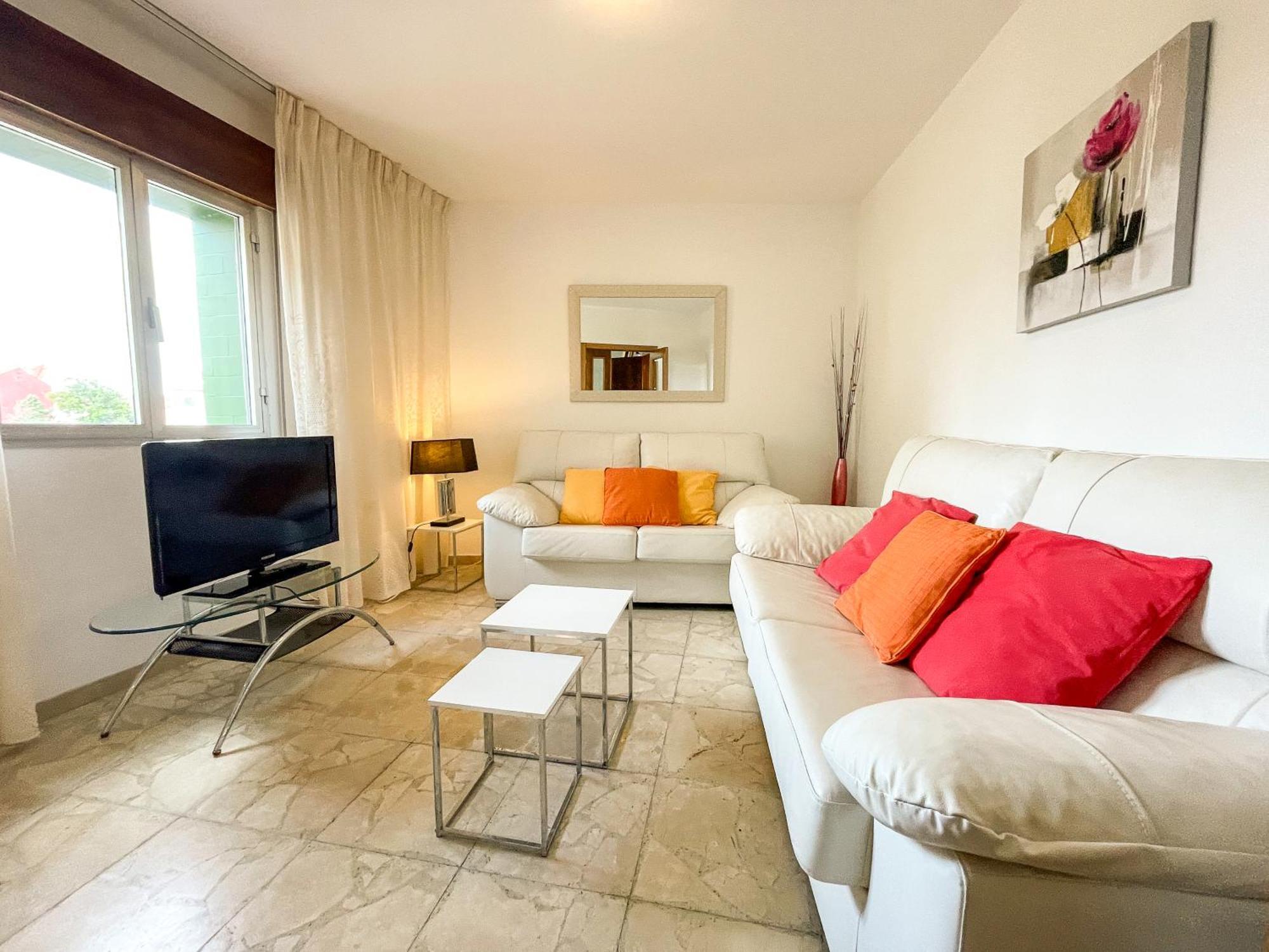 Apartment 3000 *