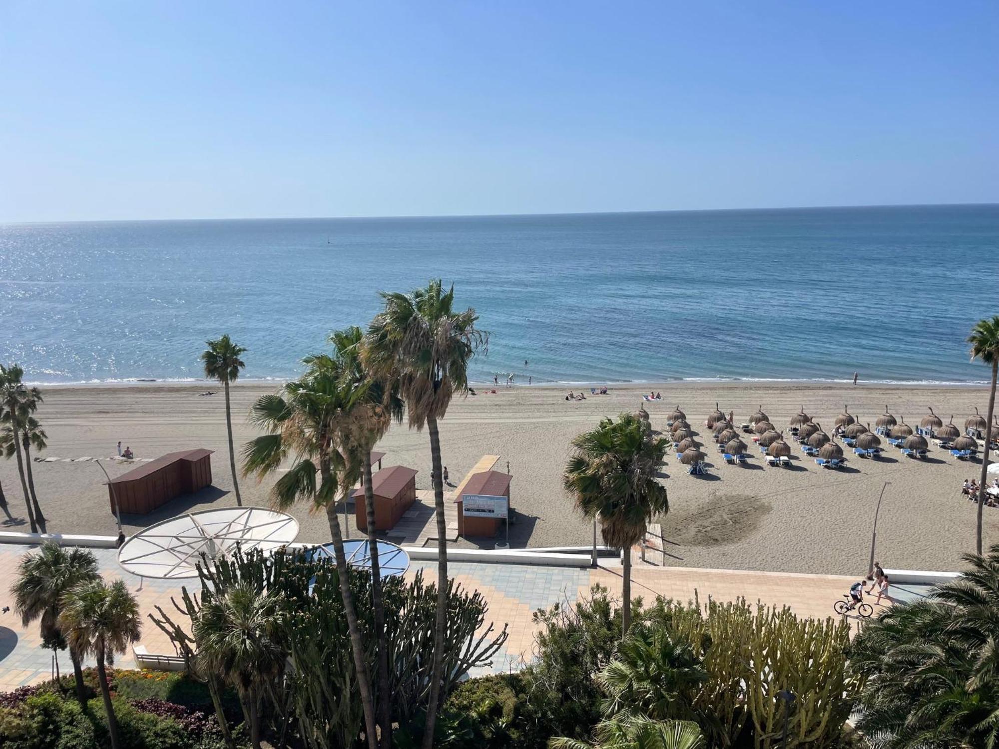 Apartamento Suites. Playa Estepona