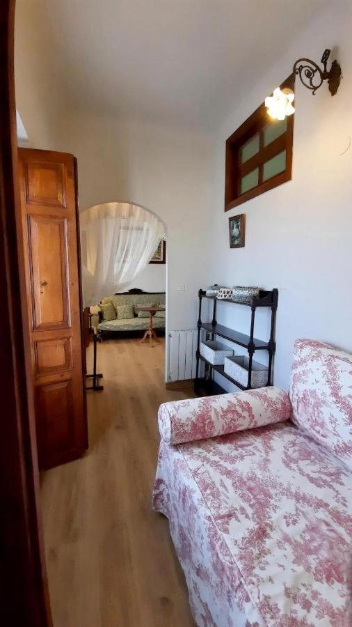 La Casona De *