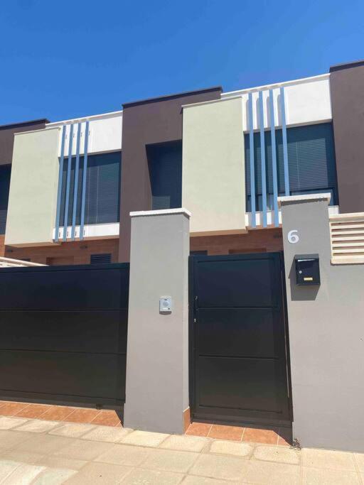 Horizon Blue I Private Pool Luxe I Free Parking I 3br Holiday home El Verger