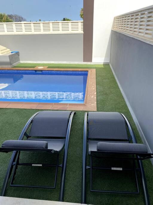 Holiday home Horizon Blue I Private Pool Luxe I Free Parking I 3br *