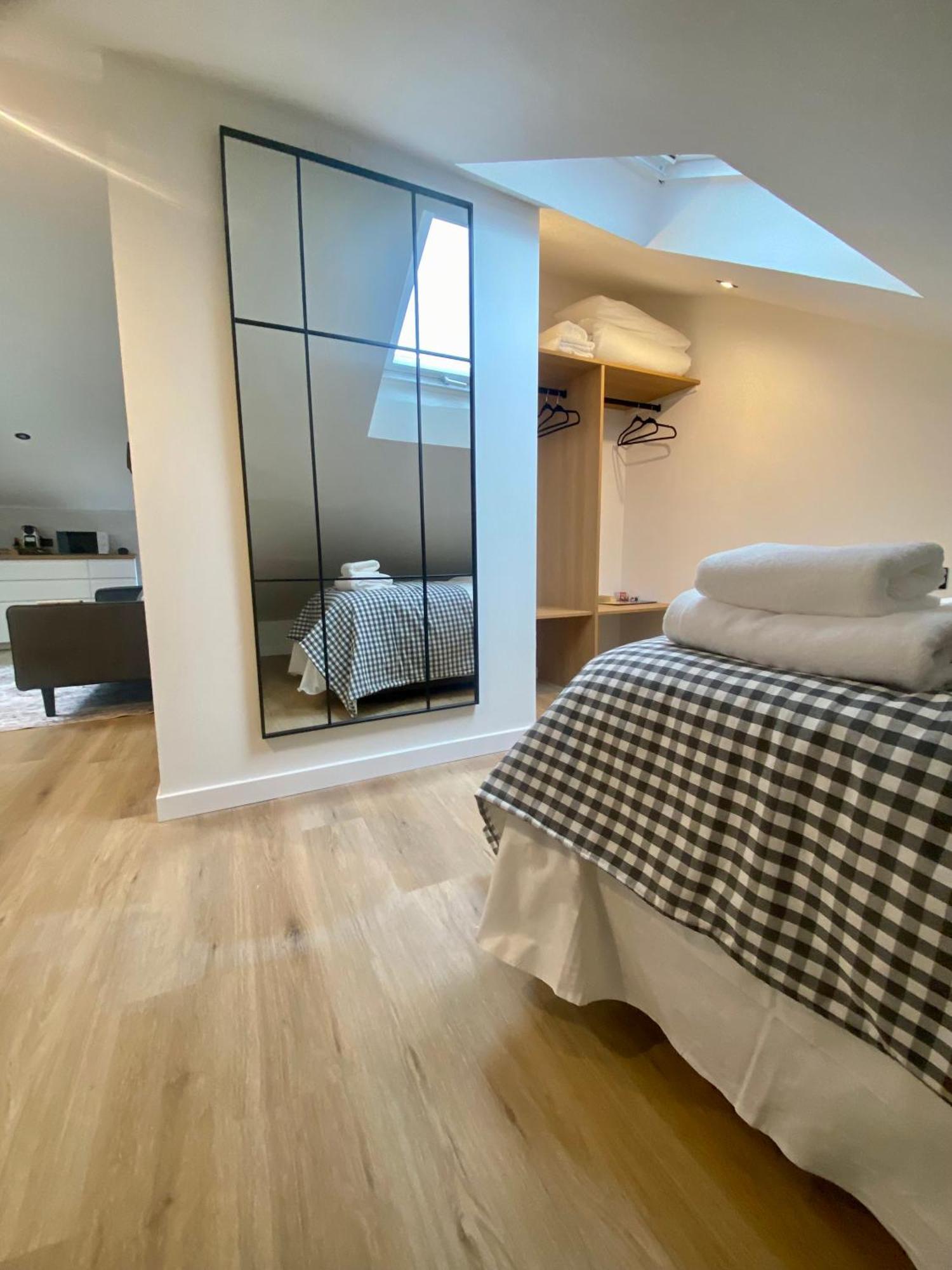 Atico En Casco Historico Apartment *