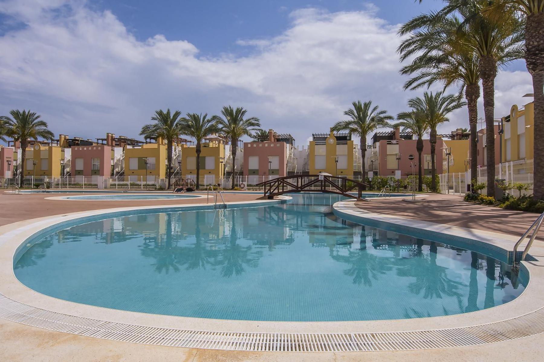 Playa Atico Terraza Piscina Wifi Parking Apartment *