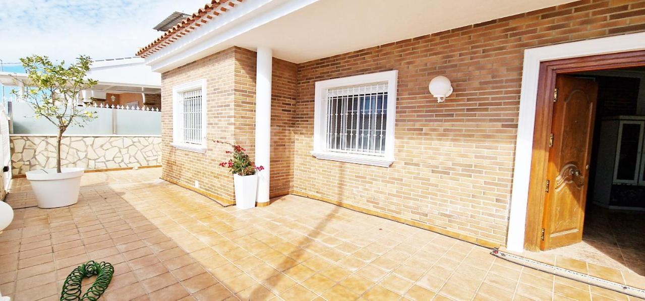 Beautiful And Peacefull 3 Bed With Private Pool, Ac, Wi-fi Villa Avileses