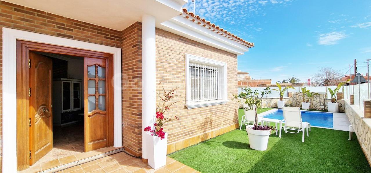 Beautiful And Peacefull 3 Bed With Private Pool, Ac, Wi-fi Villa