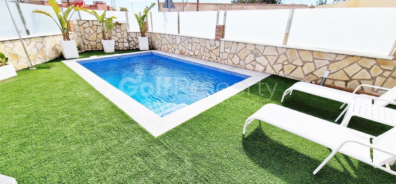 Beautiful And Peacefull 3 Bed With Private Pool, Ac, Wi-fi *