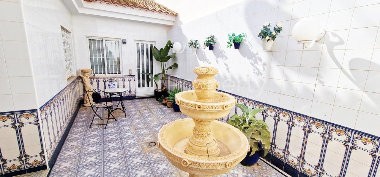Beautiful And Peacefull 3 Bed With Private Pool, Ac, Wi-fi *