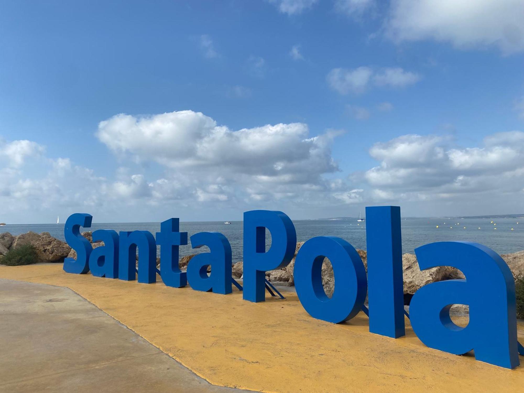 Under The Spanish Sun - House On The * Santa Pola
