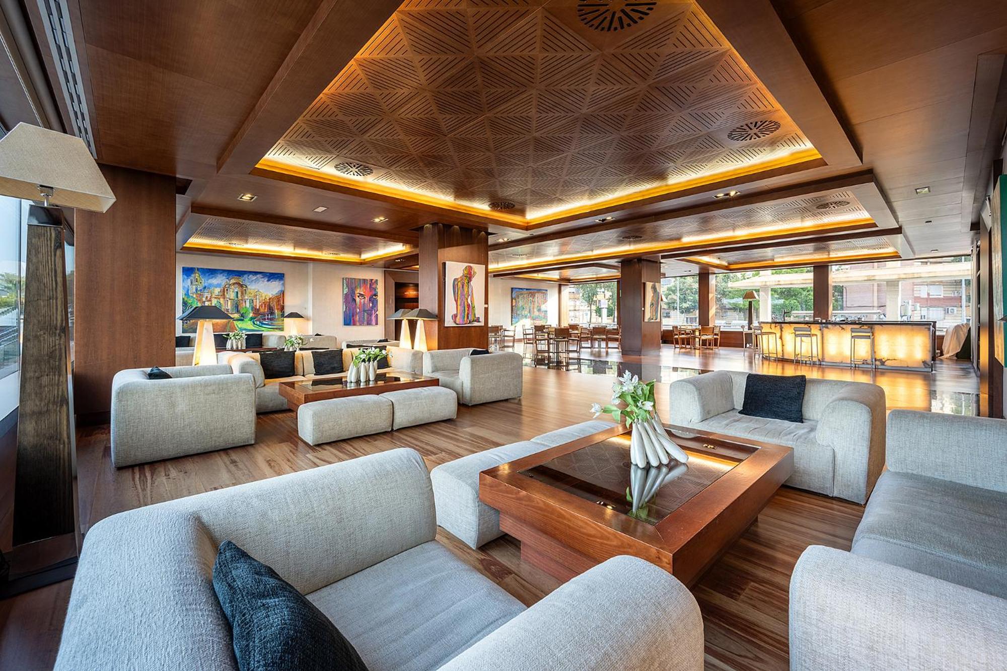 Hotel Nelva 4*