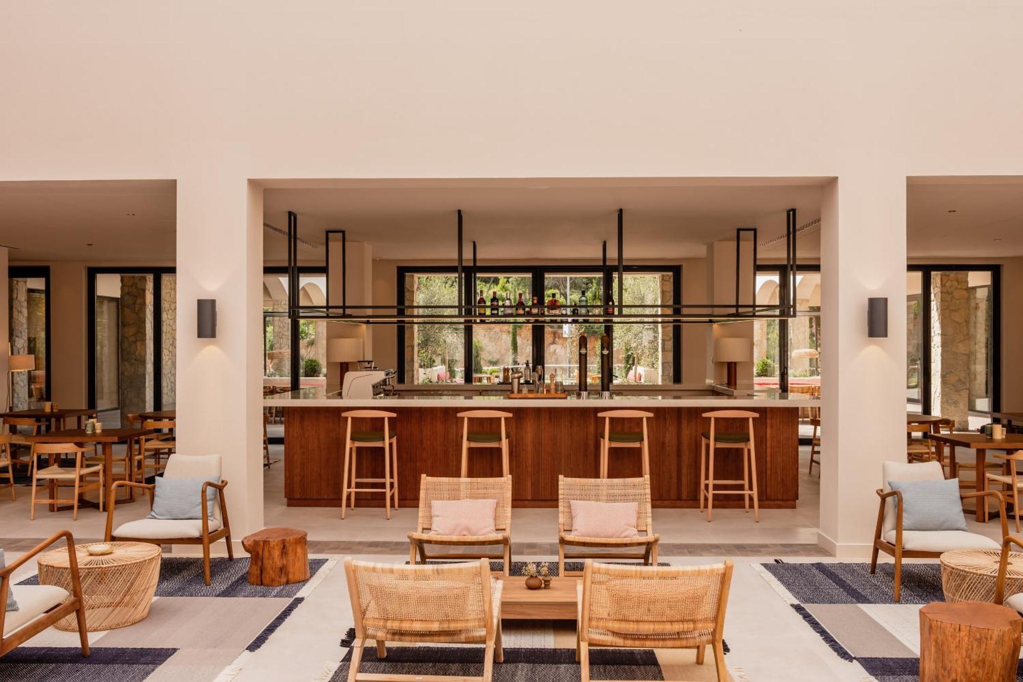 Zel Costa Brava Resort 3*