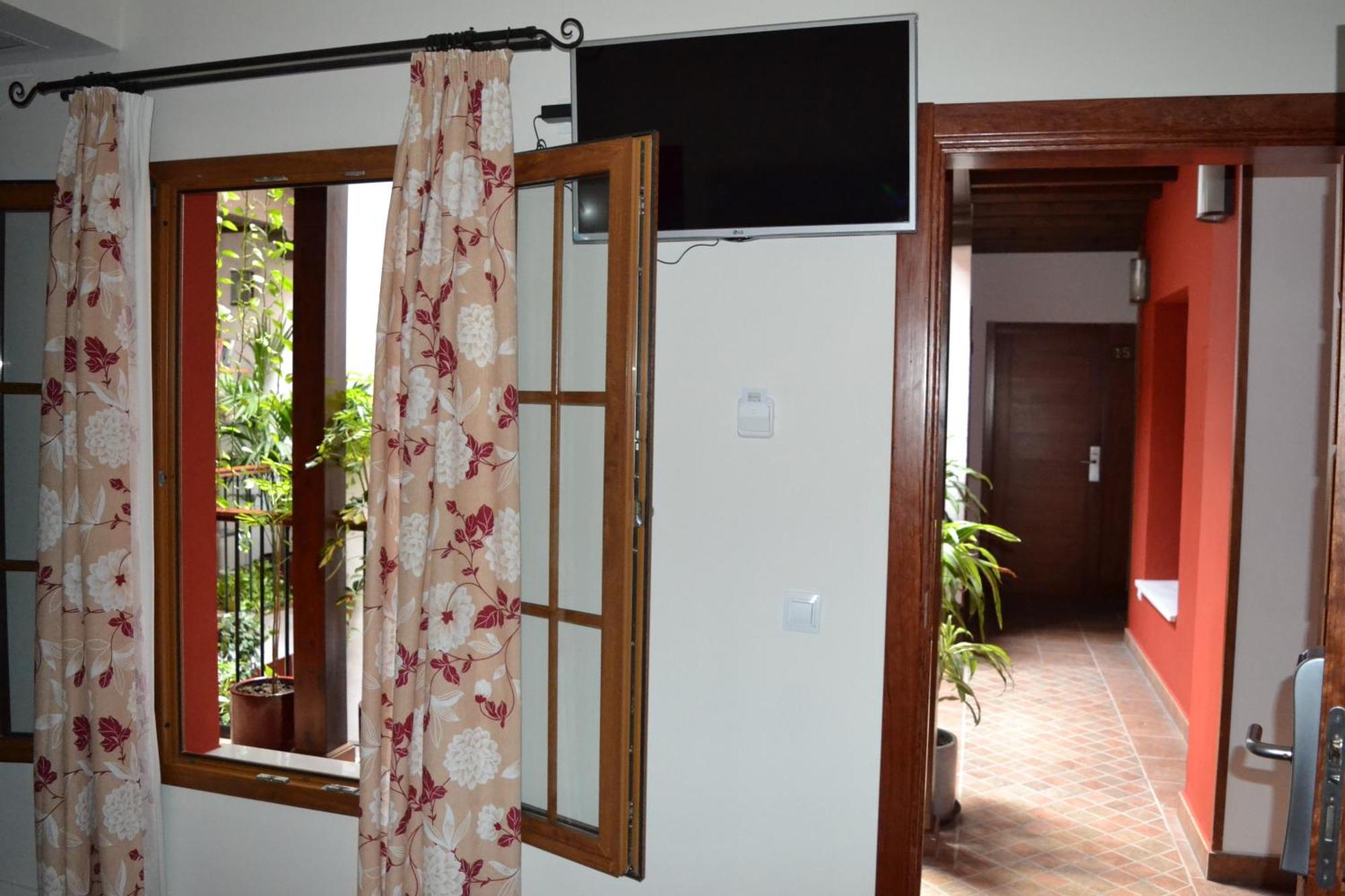 Al-andalus Guest house