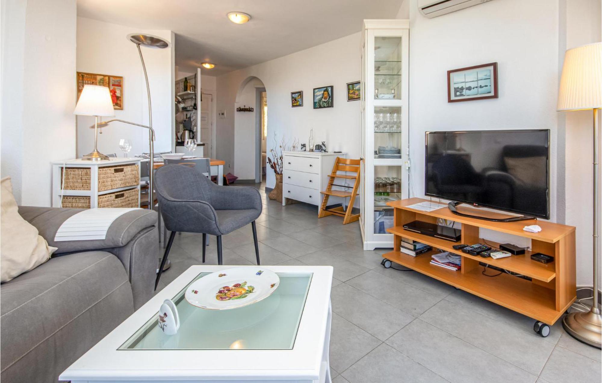 Awesome In Riviera Del Sol With Kitchen La Cala De Mijas