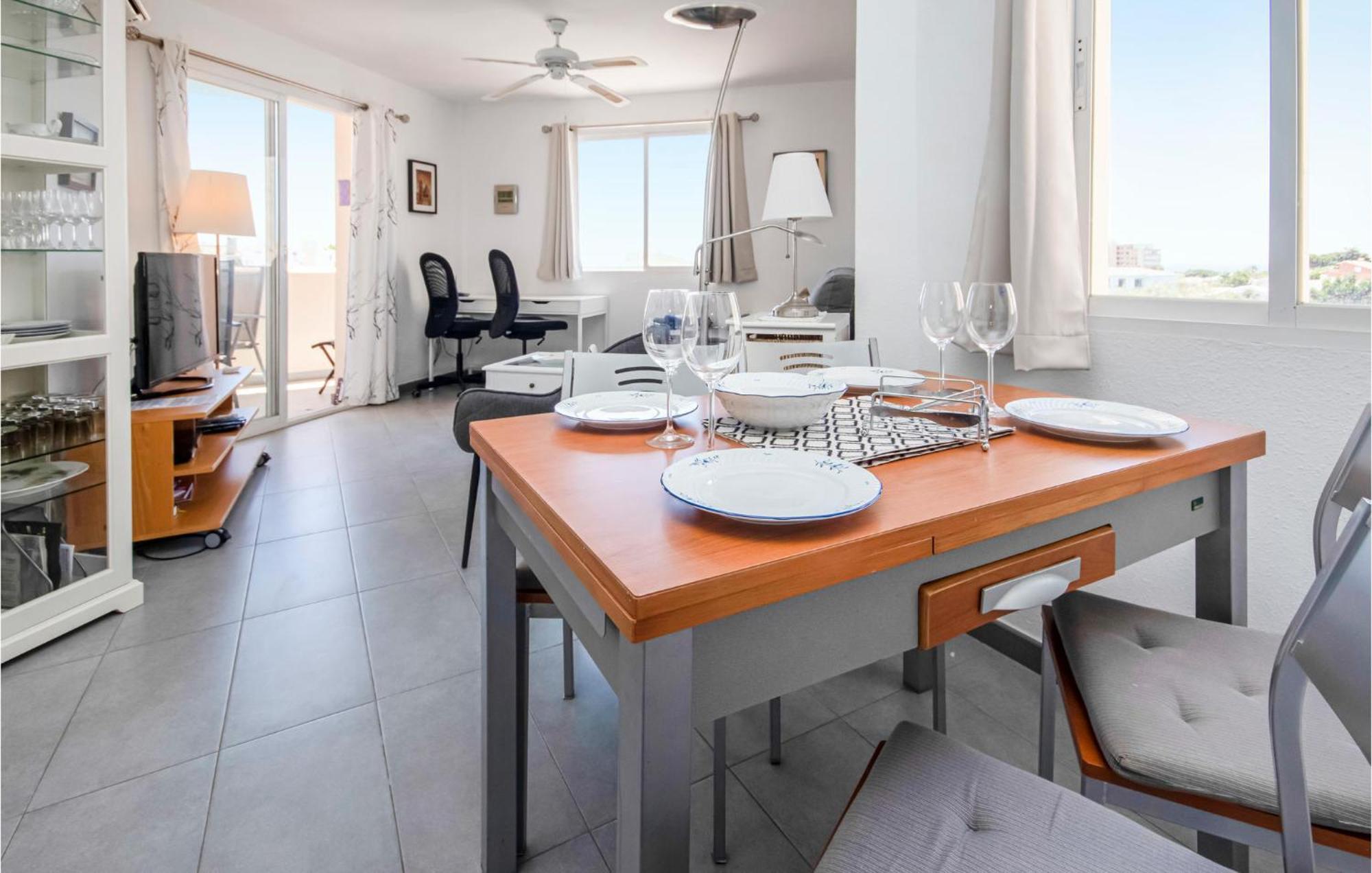 Awesome In Riviera Del Sol With Kitchen Apartamento La Cala De Mijas