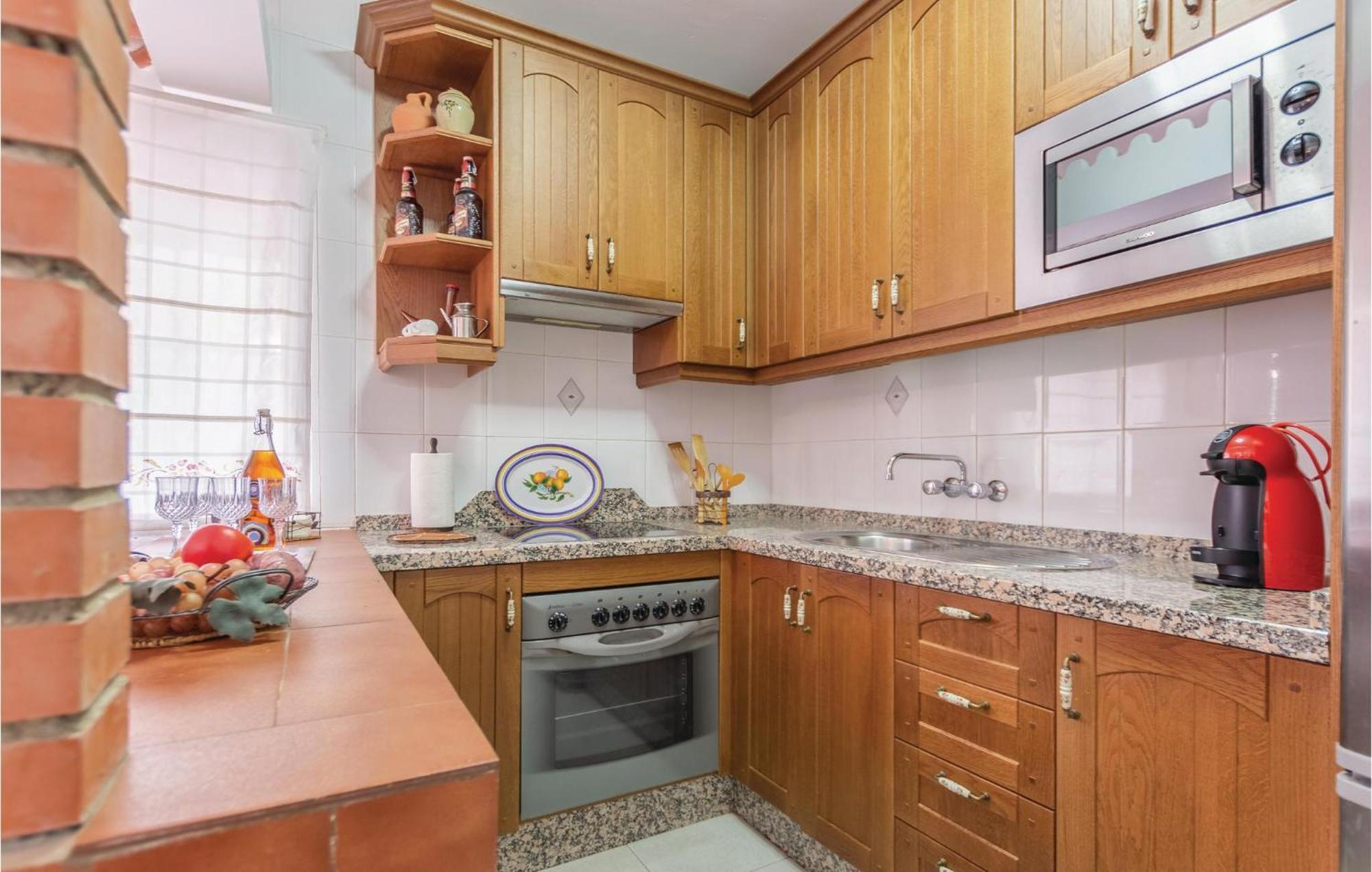 Amazing In Costa With Wifi Holiday home *