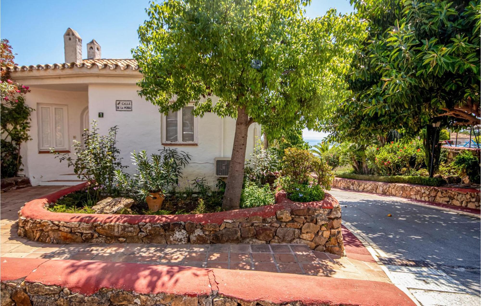 Gorgeous In With House Sea View Сasa de vacaciones Marbella