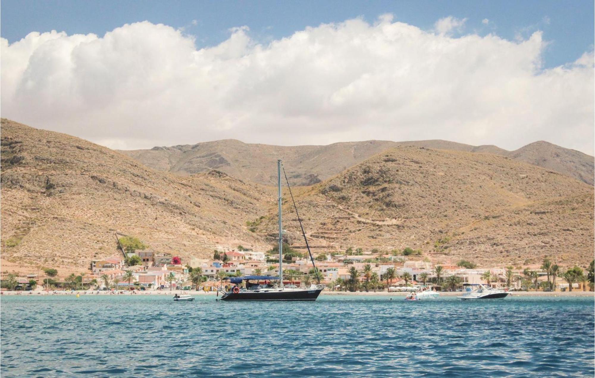 2 Bedroom Beautiful In * Isla Plana