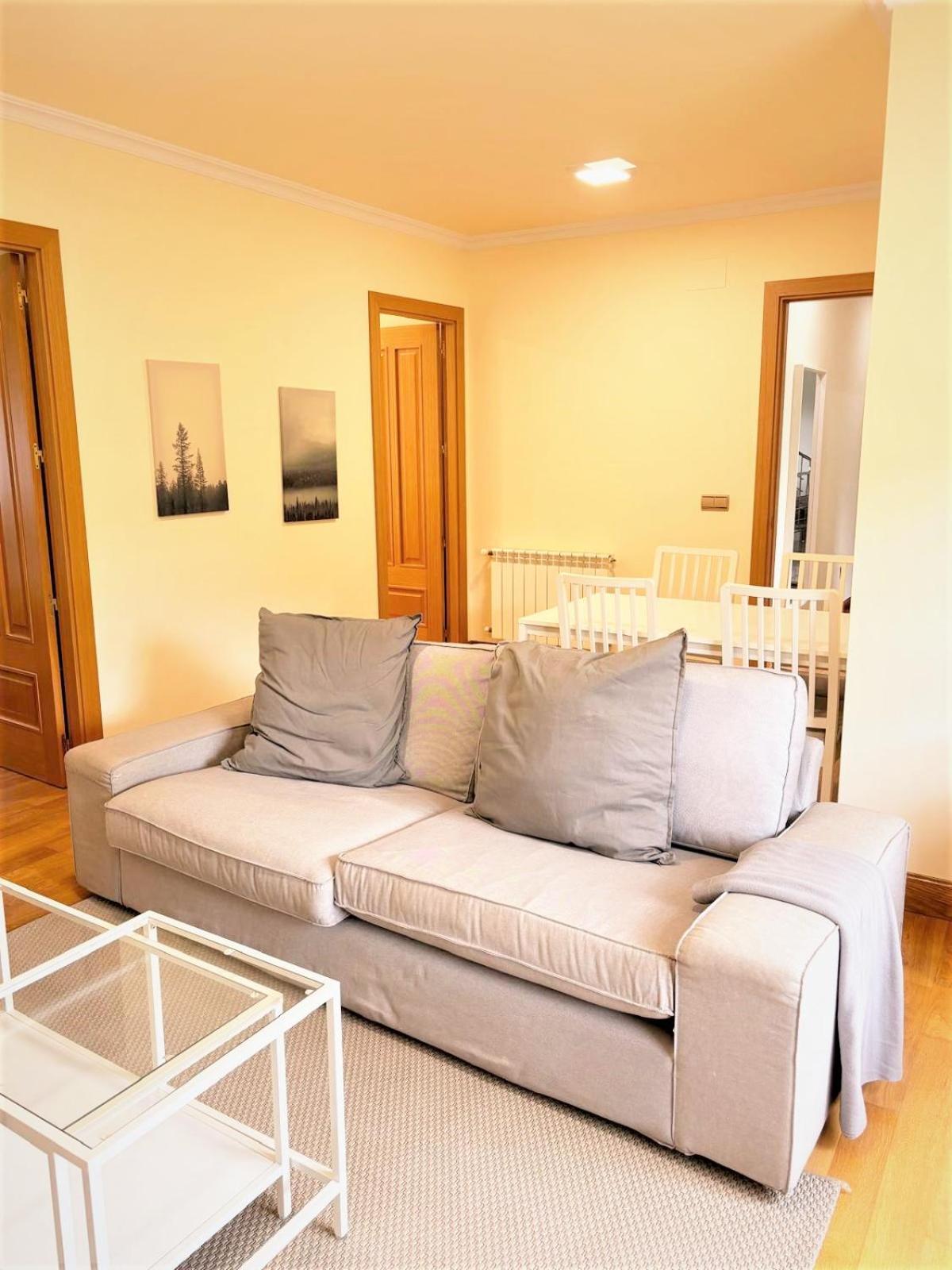 Del Pisuerga Apartment