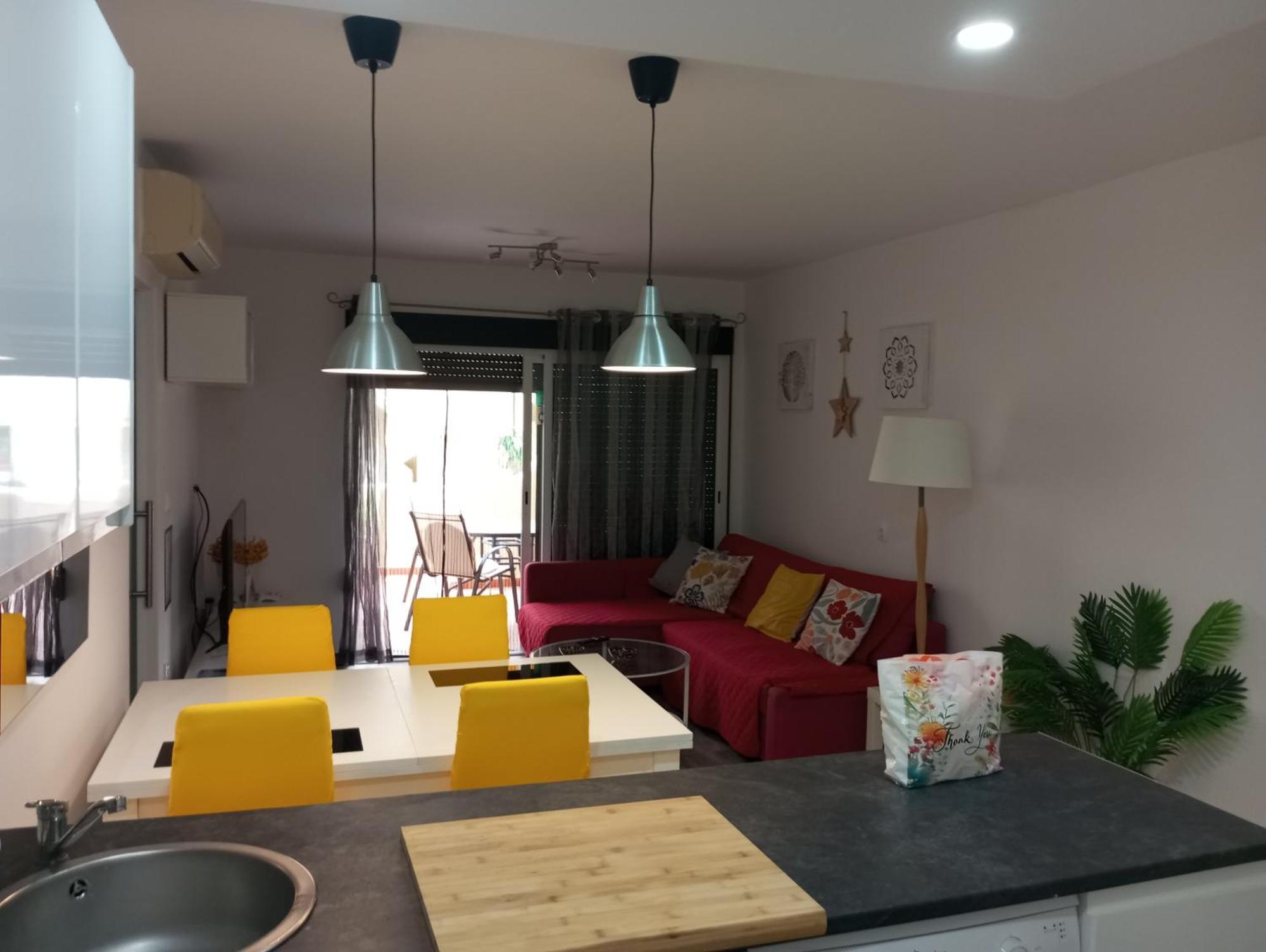 Ricky´s Village La Felicidad Apartamento