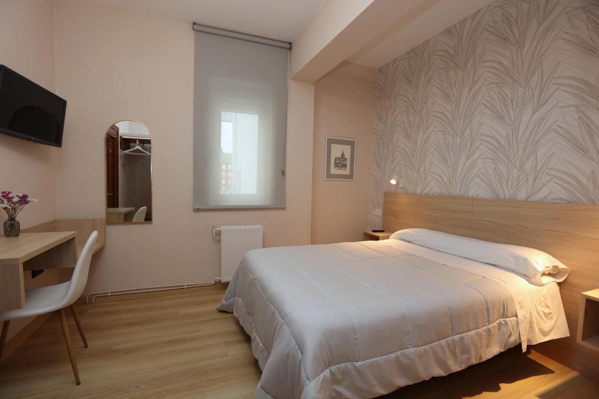Ros Mary Hotel *
