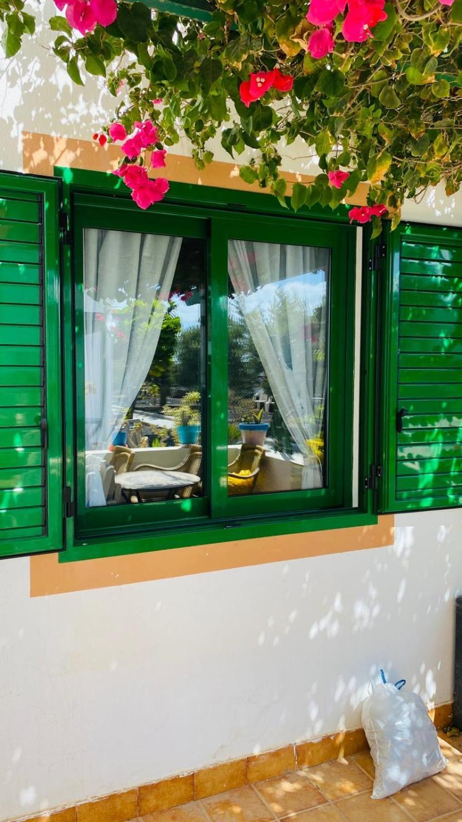 Happiness Apartment *