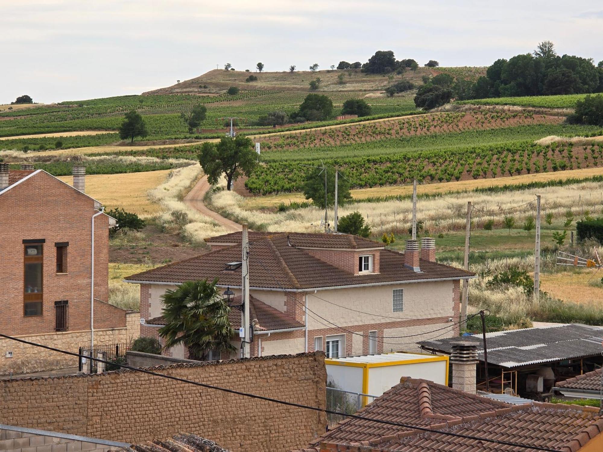 Guest house Hostal La Horra La Horra