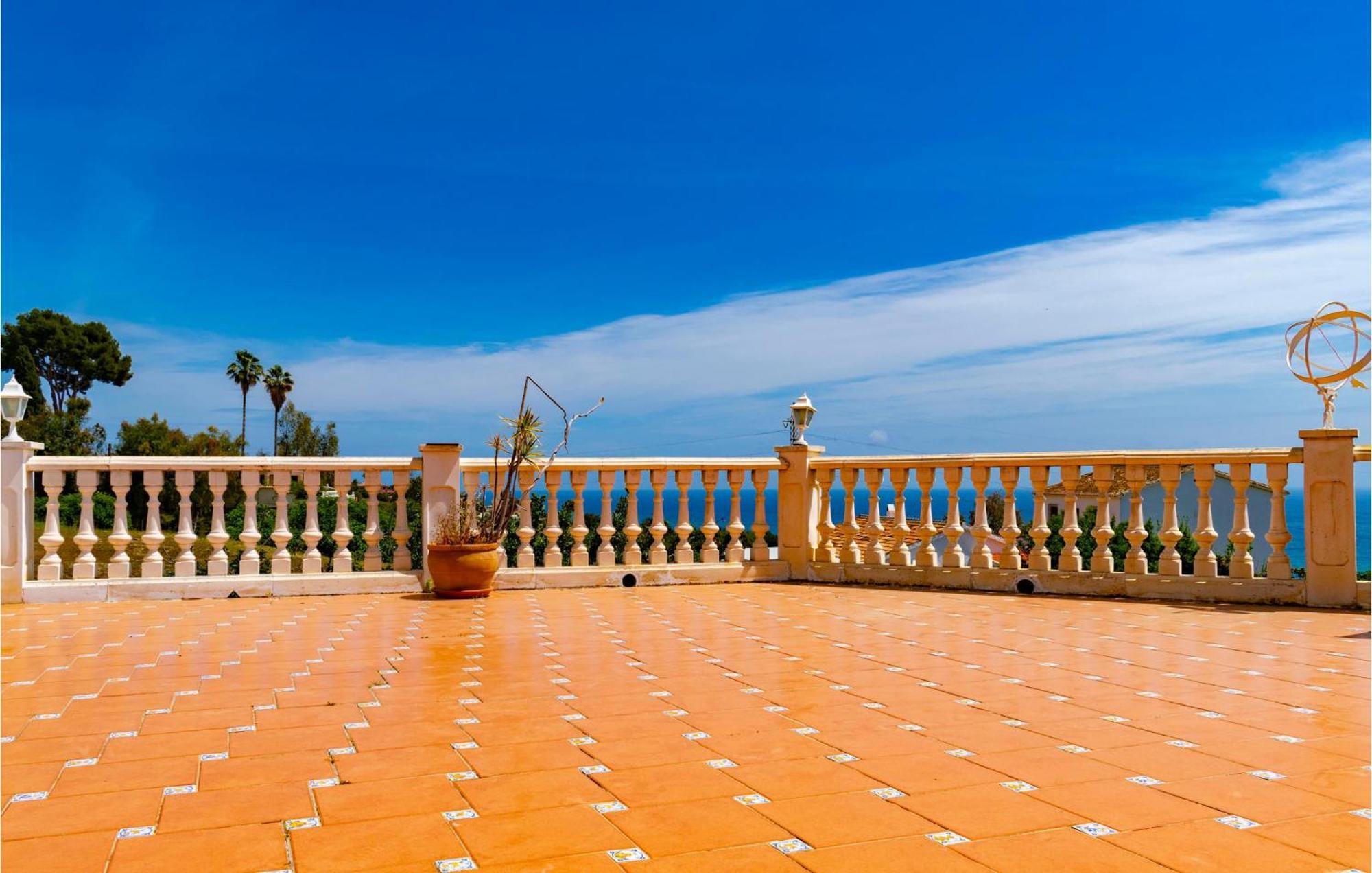 Beautiful In Urbanizacion La Capell Holiday home *